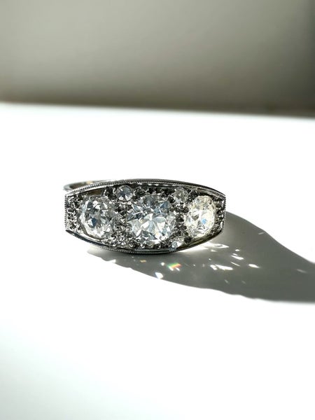 Antique Art Deco French 18k Gold 1.29ctw Old European Diamond Trilogy Band Ring Carousel 9