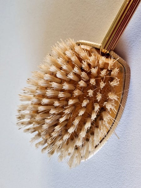 Old Fashioned Vanity Brush with Ballerinas Carousel 11