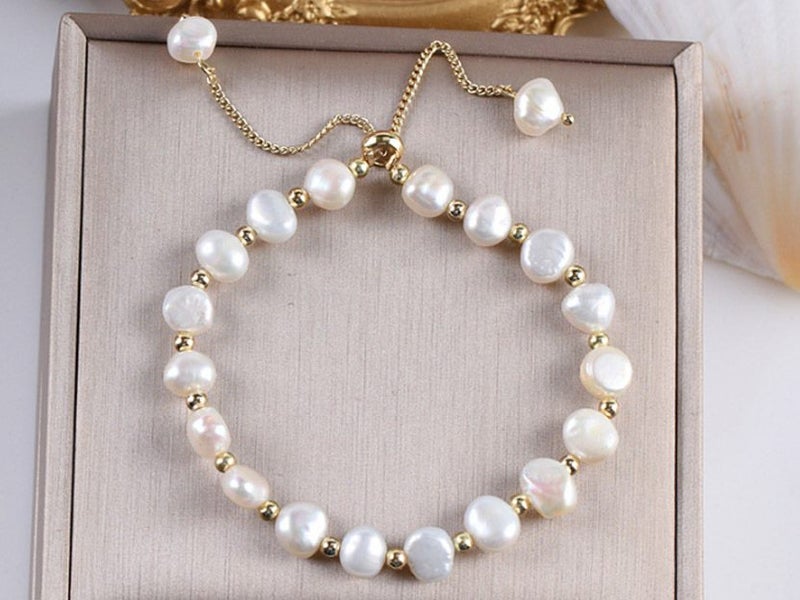 Pearl Bracelet Carousel 1