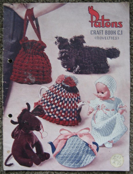 VINTAGE PATONS SOFT TOY Novelties KNITTING Crochet PATTERN BOOK Carousel 1