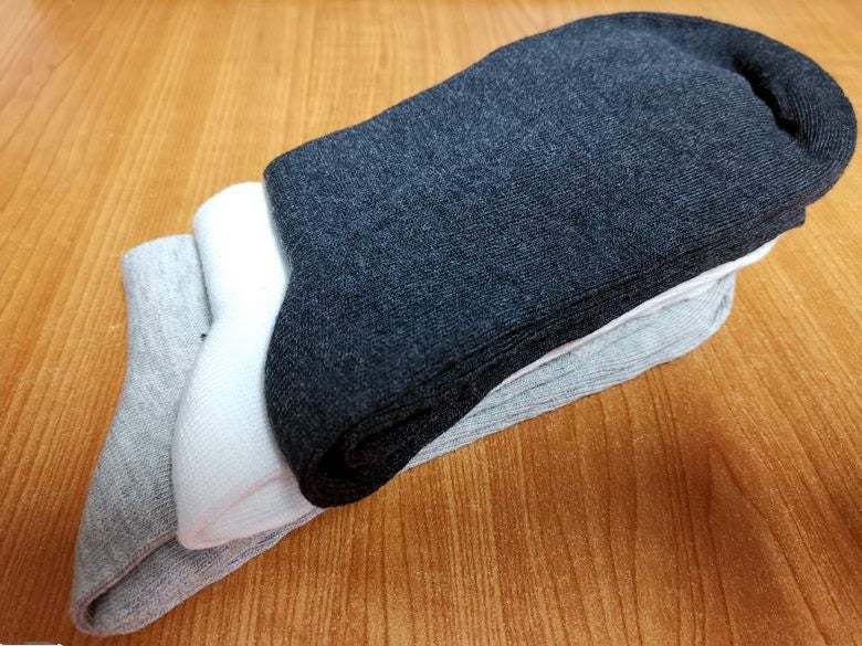 Man Socks 6 Pairs NEW $ 1 Reserve Carousel 10