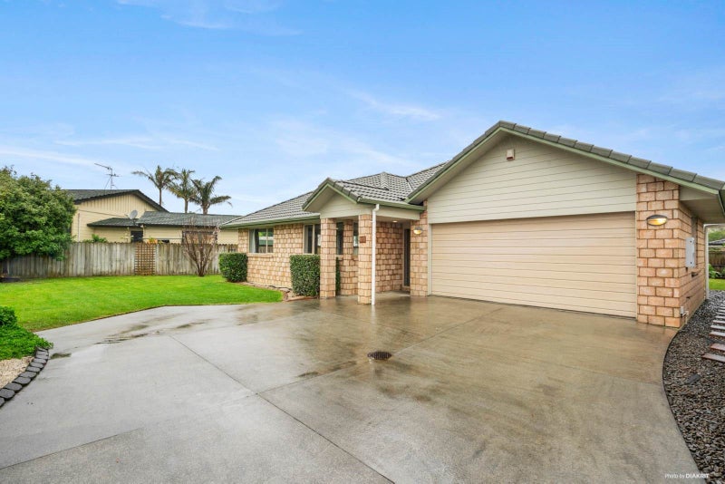 17 McCall Drive, Waiuku, Franklin, Auckland