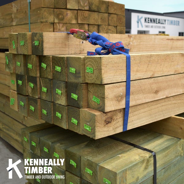 100x100mm FENCE POST H4 1.8m Carousel 1