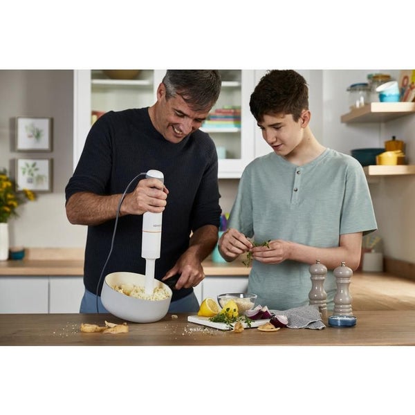 Kenwood Triblade XL Hand Blender with Longer & Large Blending Wand Carousel 8