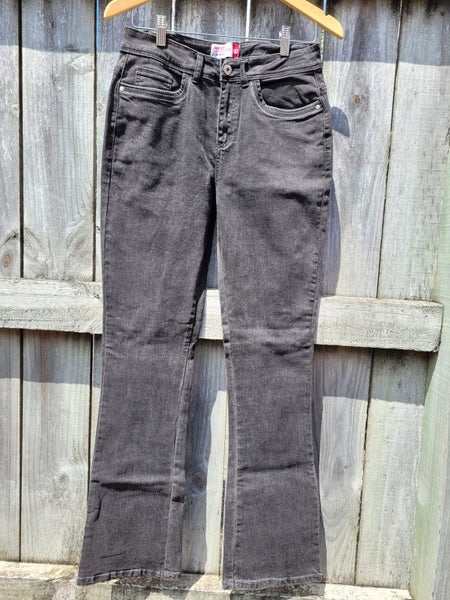 Amco Slim Boot Jeans Carousel 1