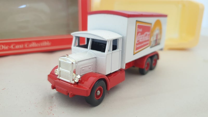 COCA COLA 1937 SCAMMEL 6 WHEEL TRUCK COKE ADVERTISING Coca-Cola Collectible Carousel 2