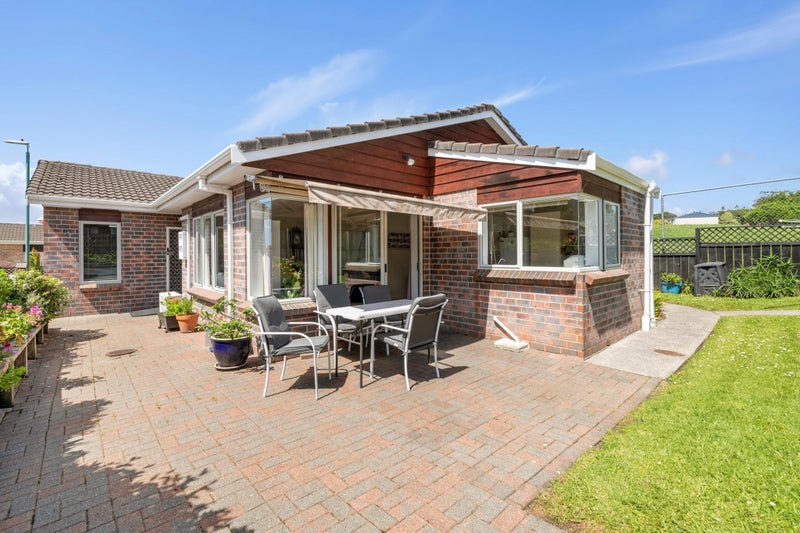 61 The Grove, Red Beach, Rodney, Auckland