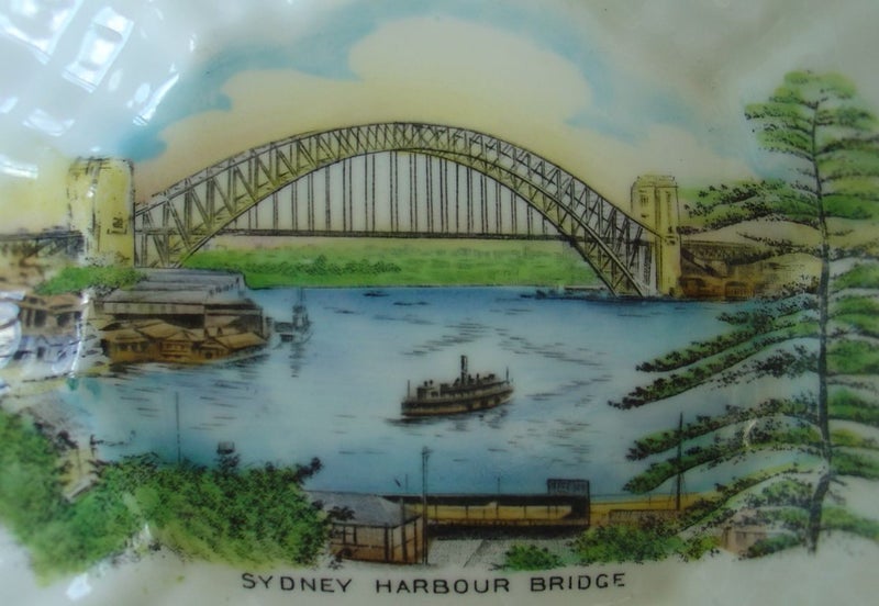 Shelly Fine China Sydney Harbour Bridge Dish Carousel 1