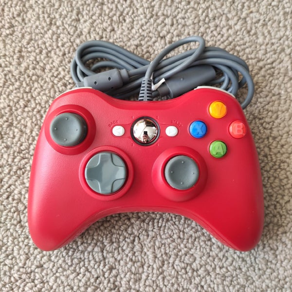 Wired Xbox 360 Controllers62993531353603113