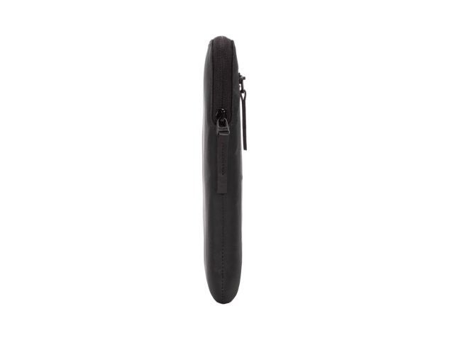 Incase Comp Slv w/Flight Nylon MB Pro 15/16" (TB3 USB-C) Blk Carousel 3