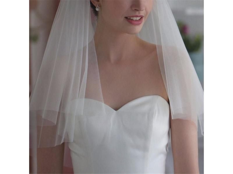 Short Tulle Wedding Two Layer White Ivory Bridal Veil with Comb Ivory