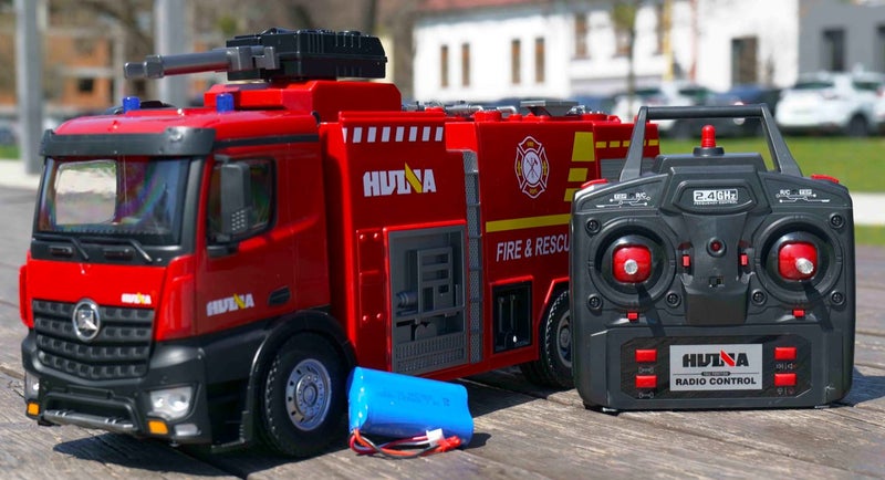 HUINA 1562 Water Sprayable FIRE TRUCK Model Car 1:14 Remote Control RC (Hui Na) Carousel 2