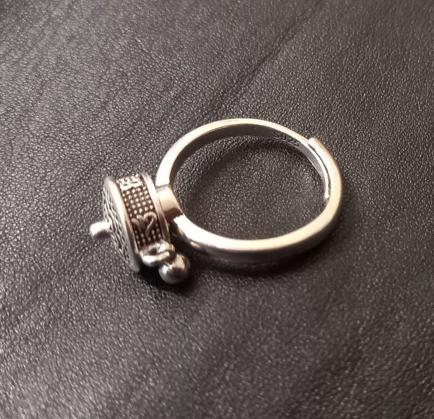 Spinning ring Carousel 8