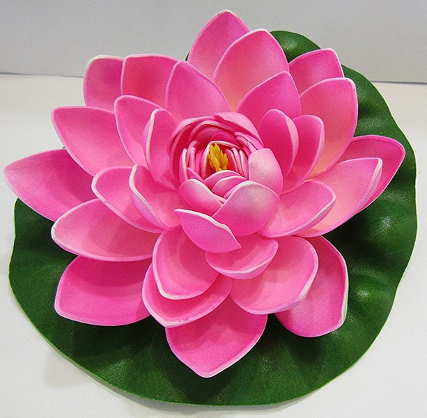 Floating flowers, set of 3, 17cm across. Ideal for ponds. Carousel 2