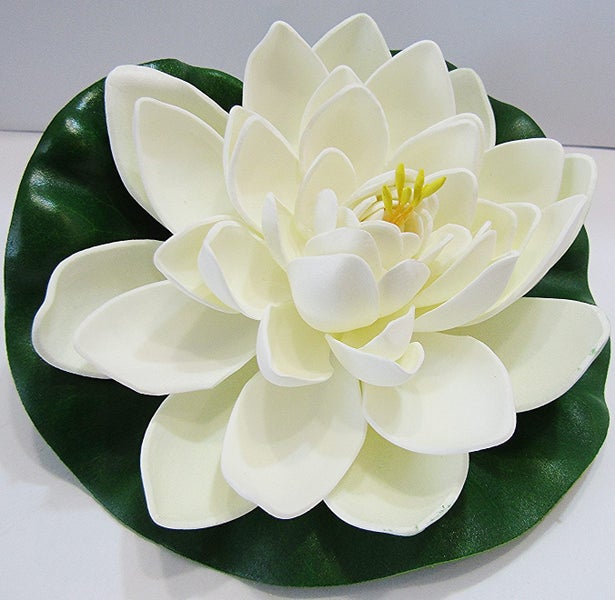 Floating flowers, set of 3, 17cm across. Ideal for ponds. Carousel 4