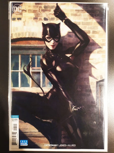 Catwoman vol 1 number 1 Stanley artgerm Lau cover batman first print Carousel 2
