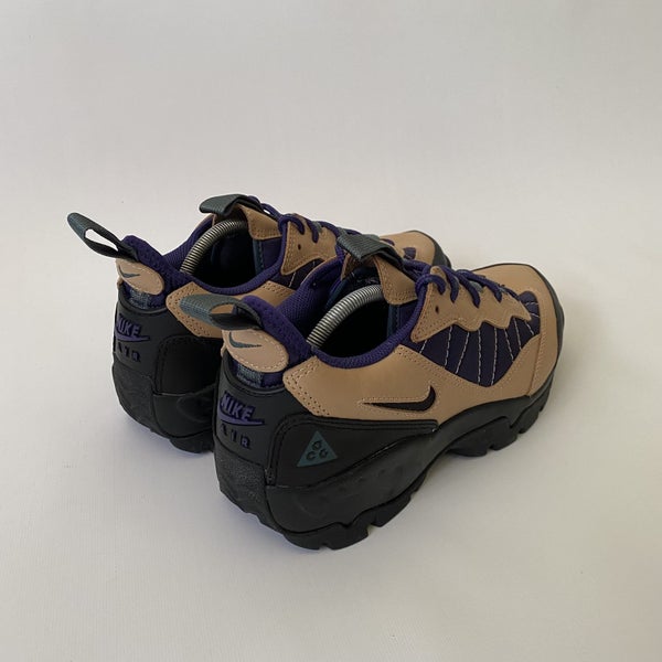 Nike ACG Air Mada . US 9. NEW! FREE SHIPPING! Carousel 2