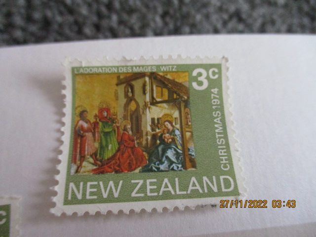 CHRISTMAS 1974 USED NZ Carousel 1