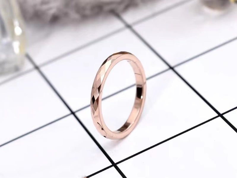 Ring Stainless Steel 18K Rose Gold Plated Ring/Size 8 Carousel 4