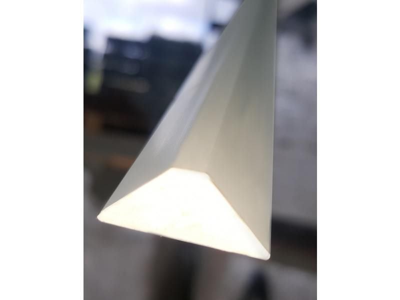 PLASTIC FILLET - 17MM X 17MM X 23MM Carousel 1