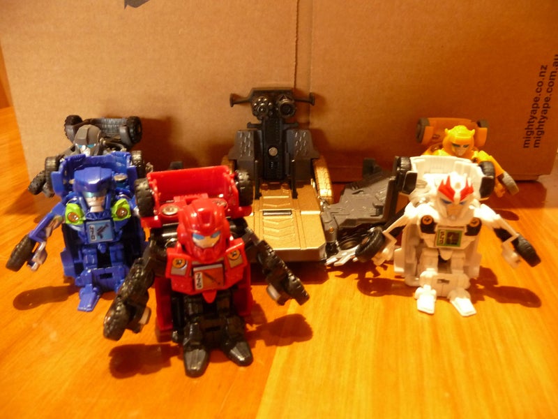 Transformer Bot Shots Sentinel Prime Prowl Bumblebee Iron Hide +Launcher-Topspin Carousel 3