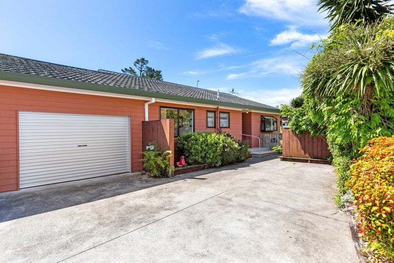 2/149 Carnoustie Drive, Wattle Downs, Manukau City, Auckland