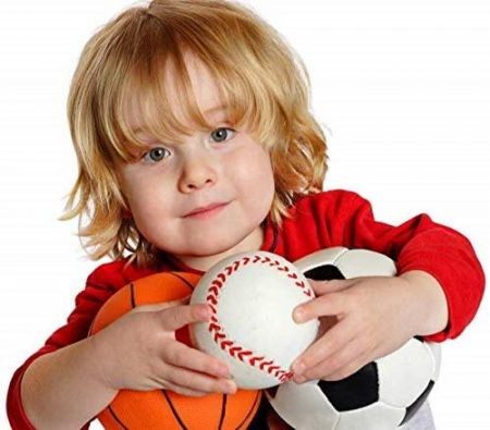 4 Balls for Kids - Foam Sports Ball Carousel 1