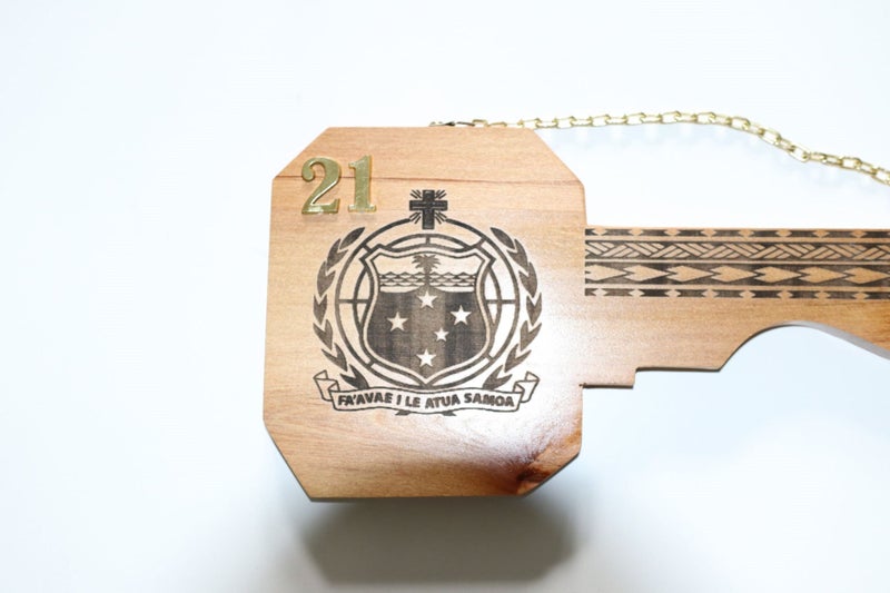 21st Key Samoan Emblem Key in NZ Rimu Wood Carousel 2