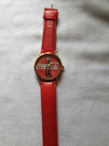 Coca-Cola Logo Watch Golden Rim Carousel 2