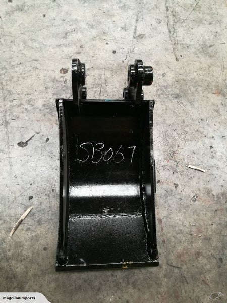 Spade Bucket for Yarnmar B7 or similar Carousel 1