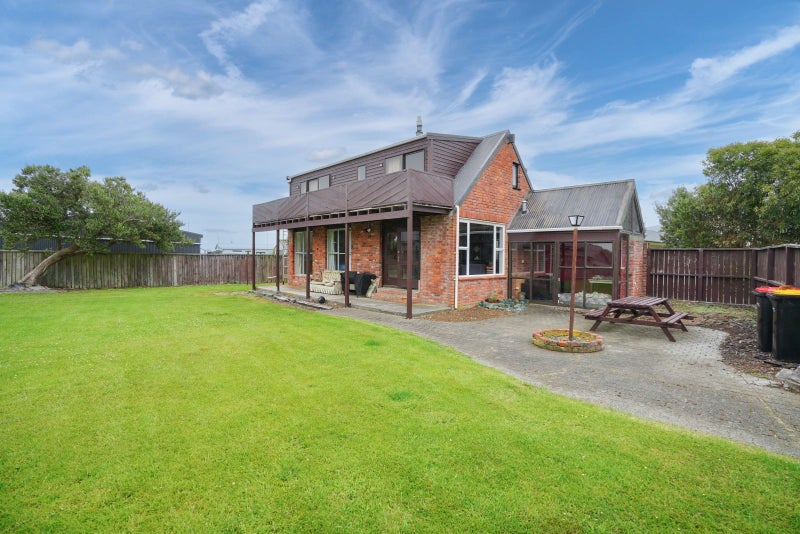 Colac Bay Homes & Real Estate For Sale Trade Me Property