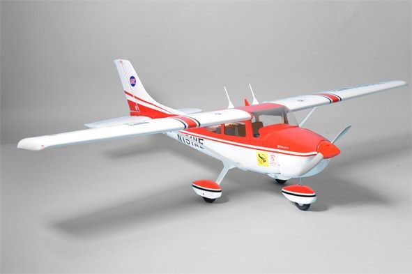 Phoenix Models 20cc Cessna 182 ARF Carousel 1