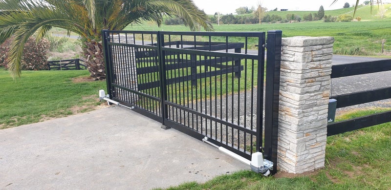 EasyGate Terrier Double Swing Gate Automation Kit Carousel 1