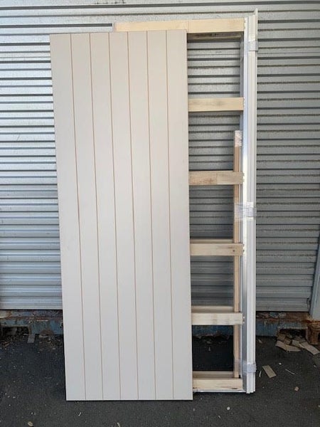 CAVITY SLIDER UNIT (AVON DOOR INCLUDED) 860mm - 910mm / 90mm STUD Carousel 1
