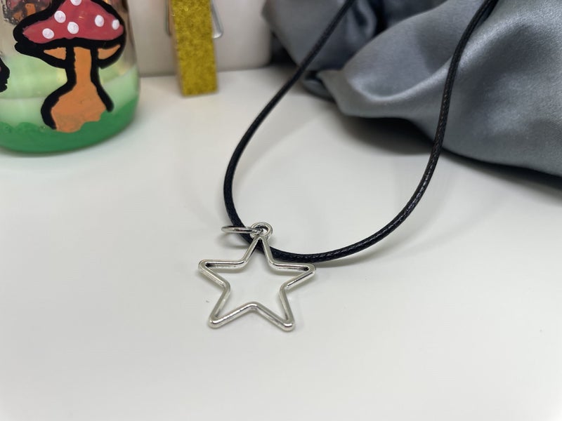 ^^ Necklace - Star - Leather or Silver Chain Carousel 1