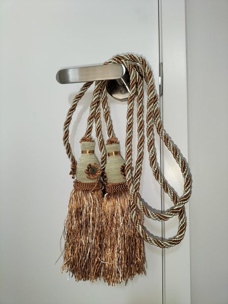 Tassel Curtain Tie back x 1 Carousel 1