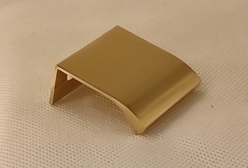 Edge Pull Curved Gold - 200mm Carousel 1