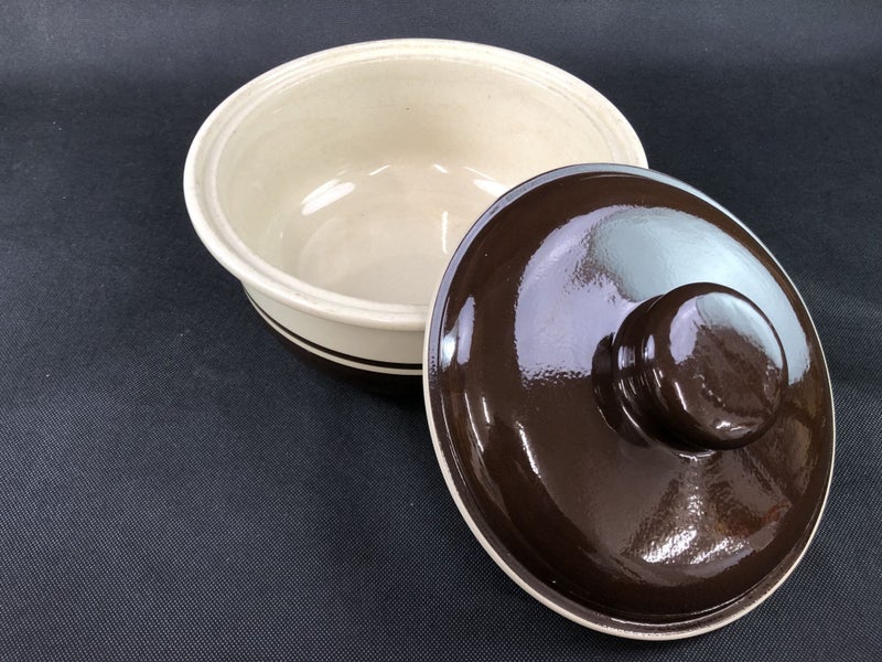 Vintage Crown Lynn "Colonial" Cookware Casserole Dish with Lid Carousel 8