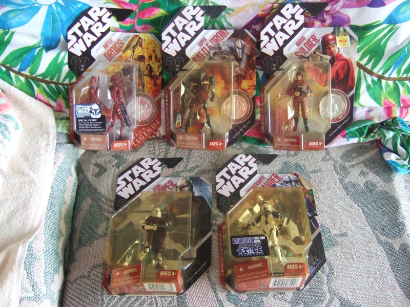 star wars 30th anniversary figures x 5 - 3 with coins new in packets Carousel 1