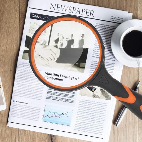 Magnifying Glass, 8x Handheld Reading Magnifier For Kids And Seniors, Non-scratc Carousel 5