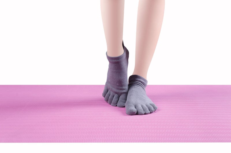 2 Pair Anti Slip Yoga Toe Socks Carousel 2