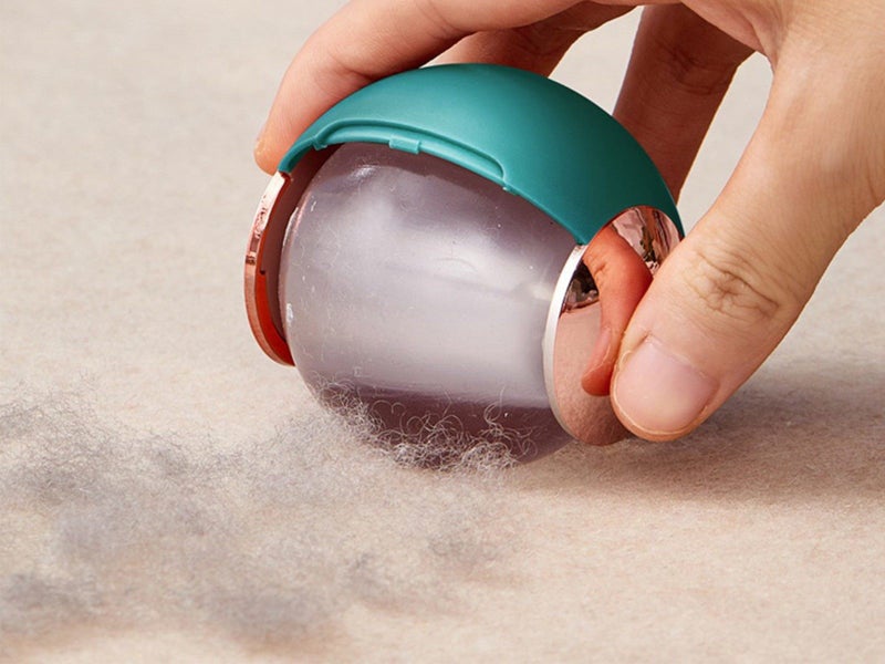 2Pcs Washable Lint Roller Hair Remover Ball for Clothes Carpet Bed Random Color Carousel 1