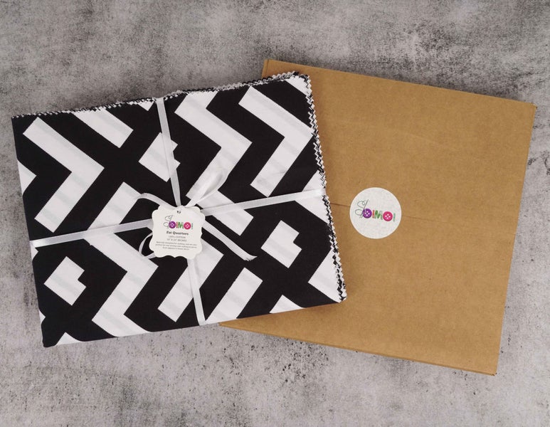 Soimoi 8 Pc Fat Geometrical Print 18"x 22" 100% Cotton PreCut Quilting Fabric Carousel 7