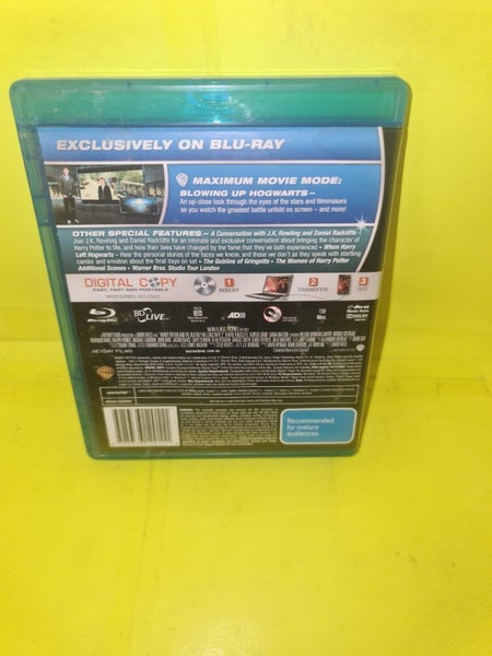 HARRY POTTER AND THE DEATHLY HALLOWS PART 2 - BLU RAY + DVD Carousel 2