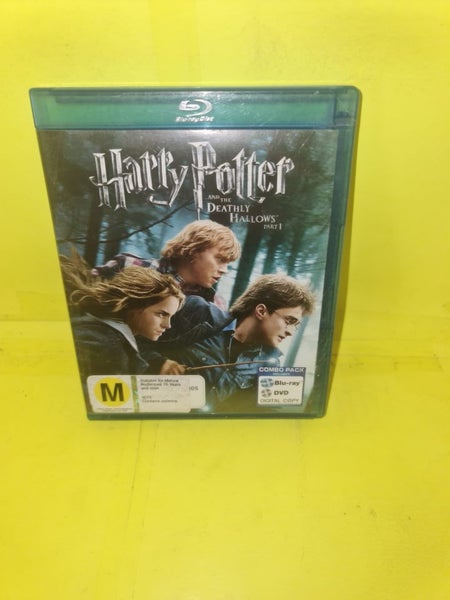 HARRY POTTER AND THE DEATHLY HALLOWS PART 1 - BLU RAY + DVD Carousel 1