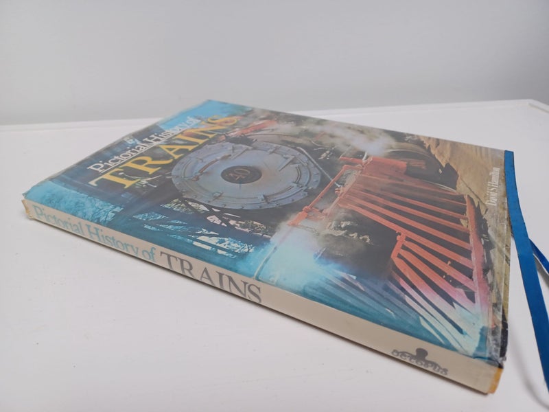 *** Pictorial History of Trains by David S Hamilton *** Carousel 2