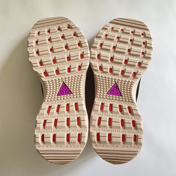 Nike ACG Air Zoom AO . US 9. NEW! FREE SHIPPING! Carousel 3