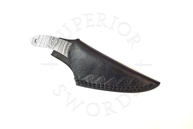 Tsuru - Damascus Knife Carousel 8