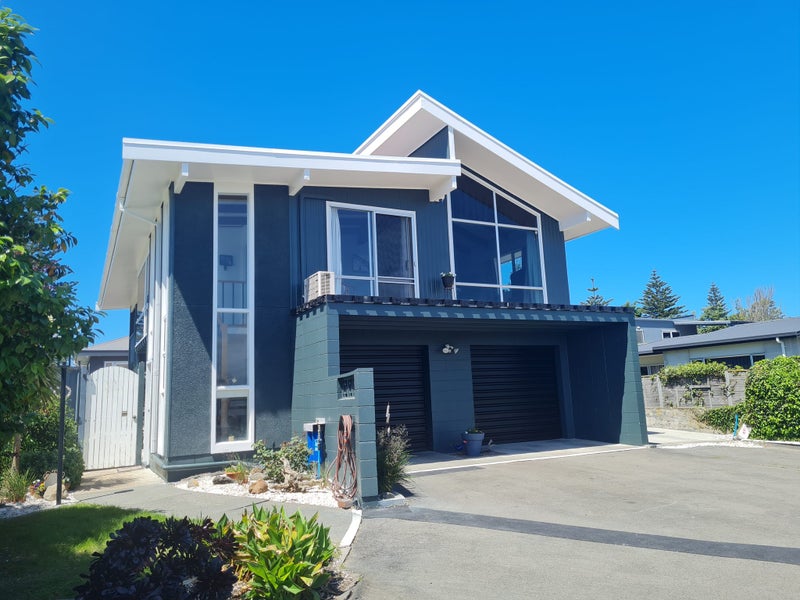 Exterior, Interior and roof spray house painting Carousel 1