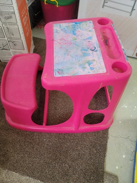 Princess Art Table Carousel 2